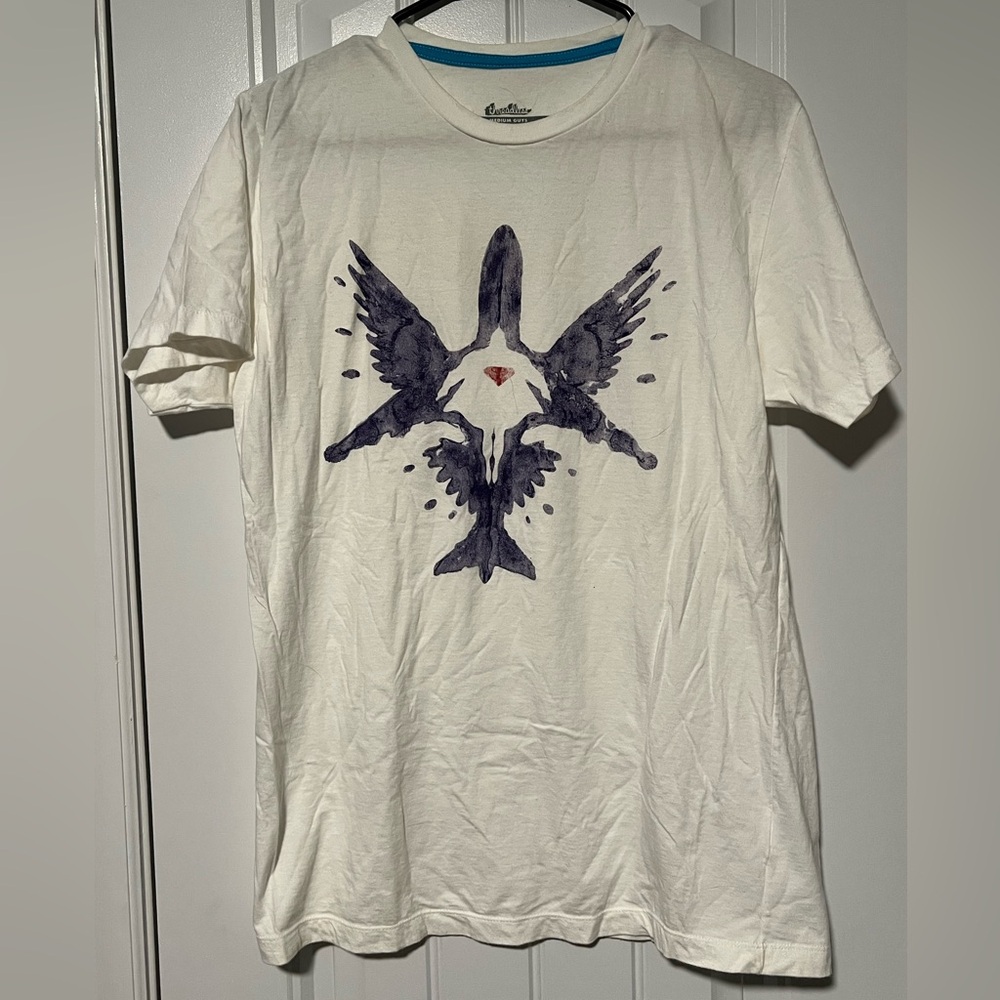 Threadless Cream Superman T-Shirt with Black Bird Graphic